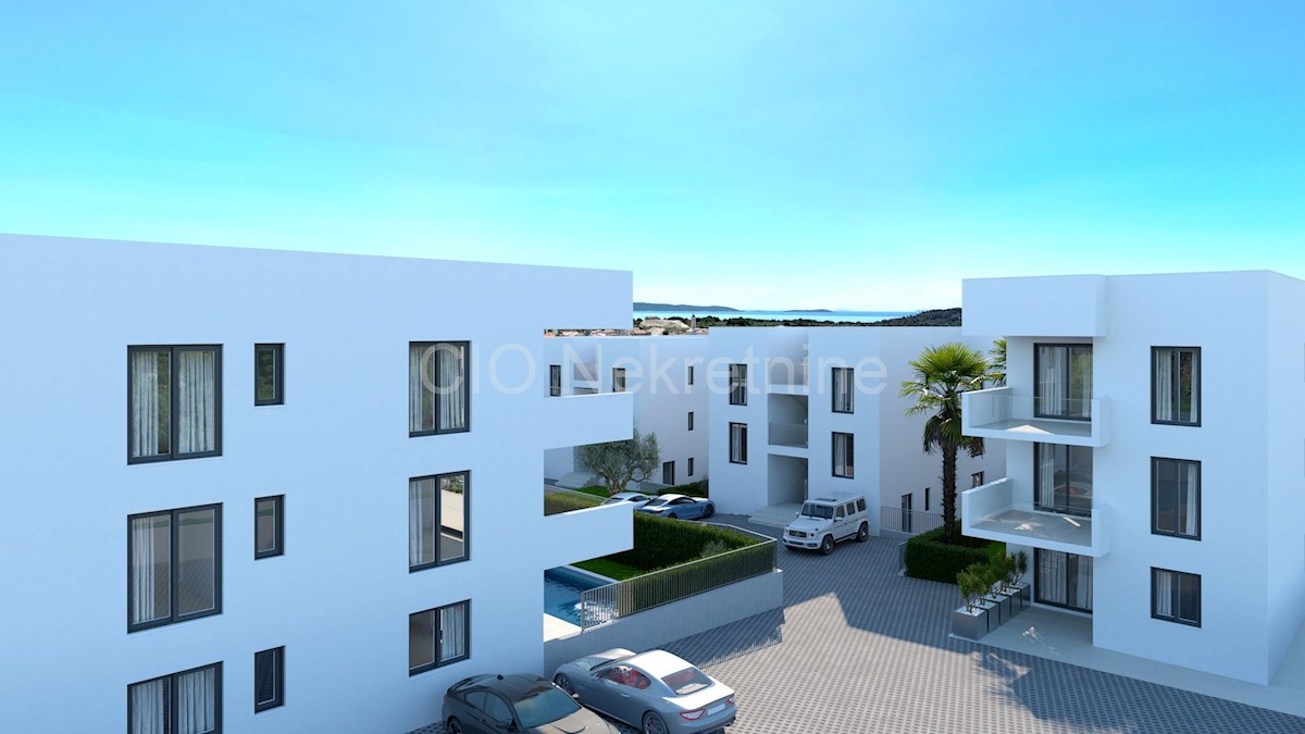 Trogir, Čiovo, Okrug Gornji, appartamento 128,23 m2, parcheggio, piscina