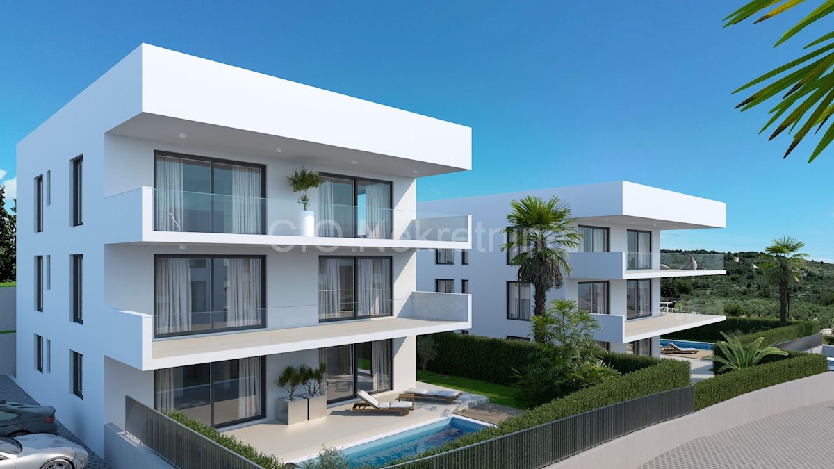 Trogir, Čiovo, Okrug Gornji, appartamento 128,23 m2, parcheggio, piscina