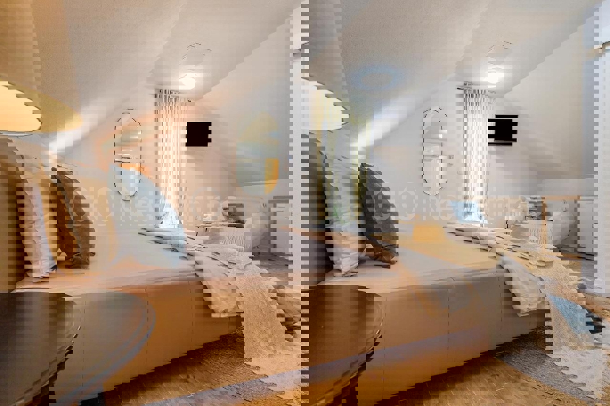 Brač, Milna, villa arredata con piscina, in vendita