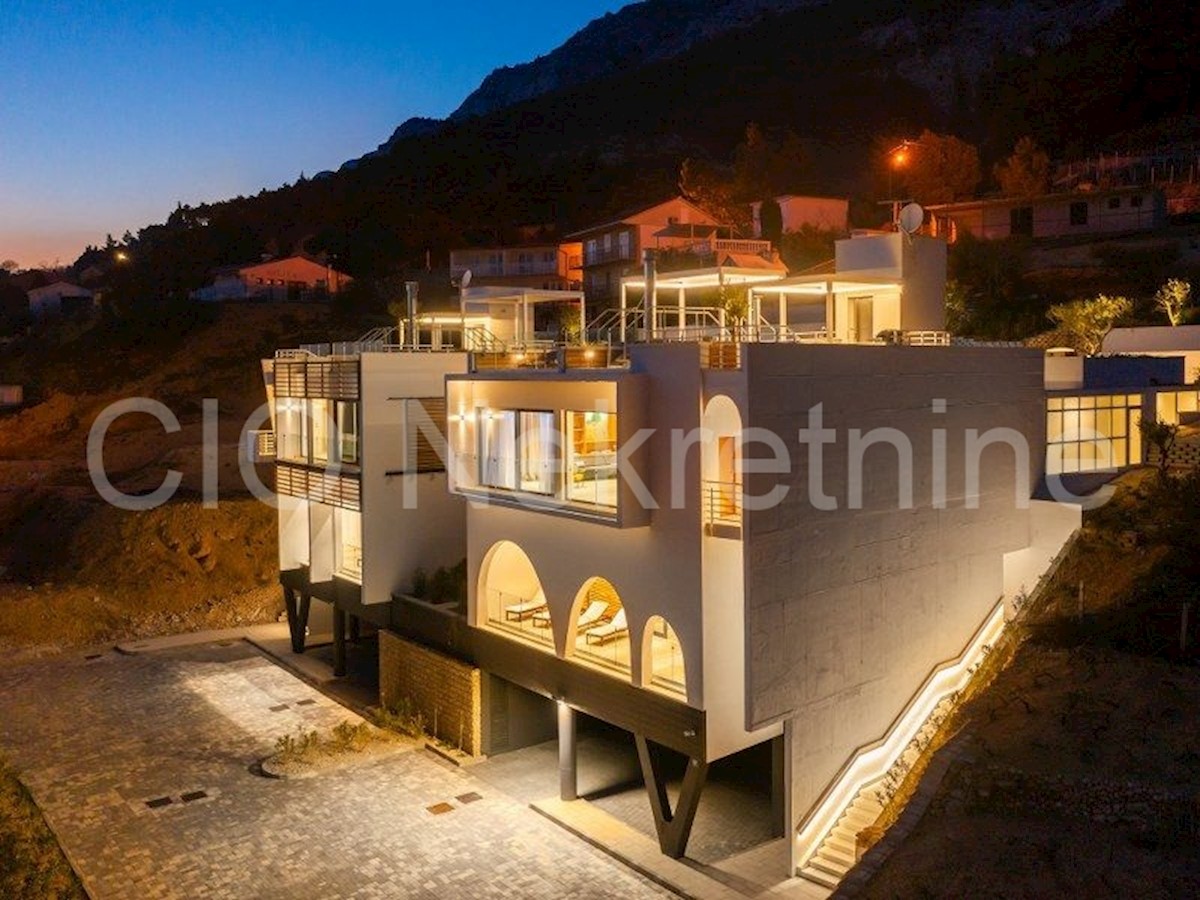 Omiš - dintorni, villa di lusso con piscina, in vendita