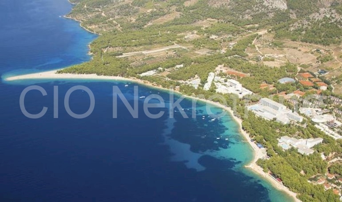 Brač, Bol, terreno agricolo, vendita