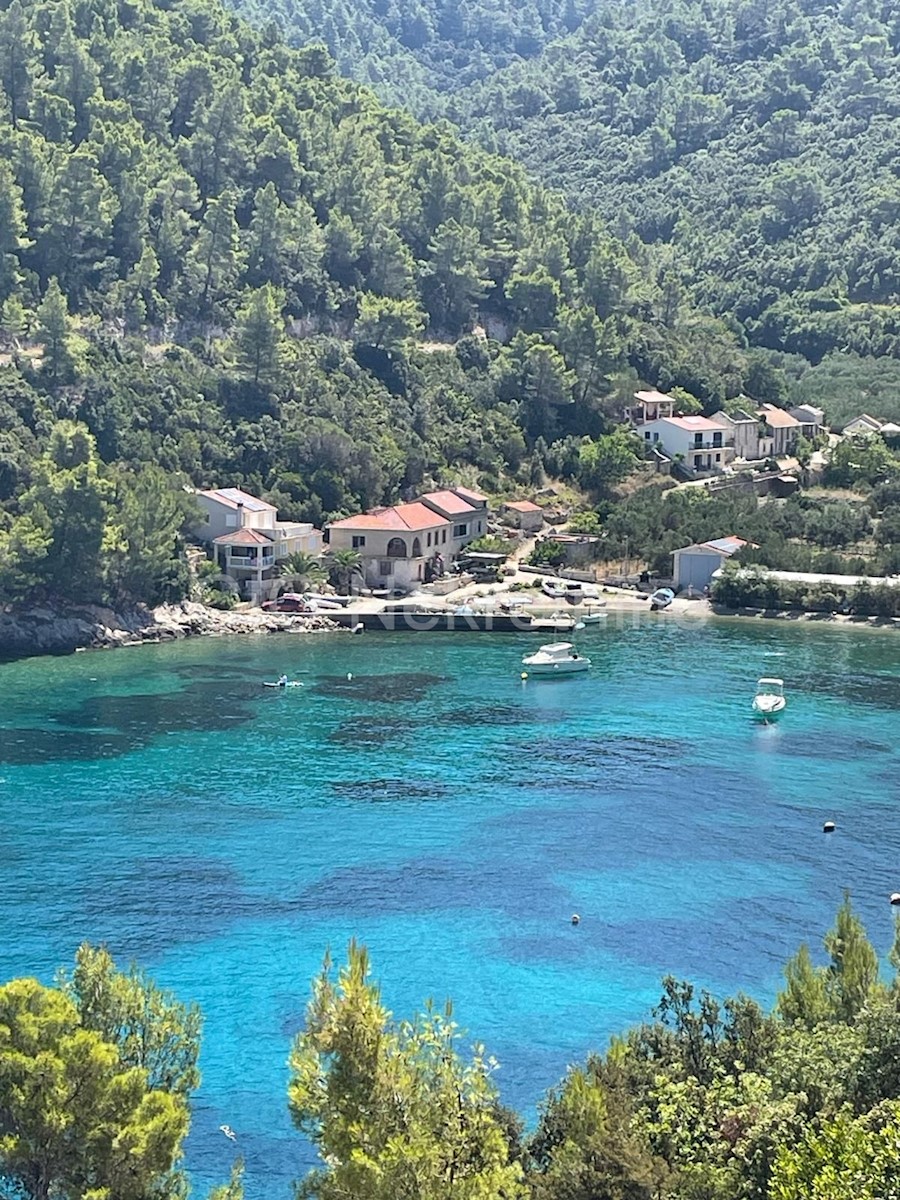 Korčula, casa da ristrutturare, 1a fila al mare, in vendita