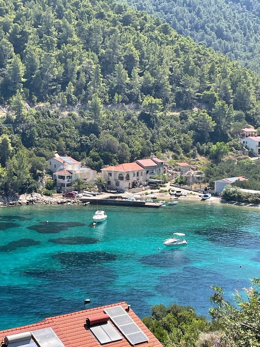 Korčula, casa da ristrutturare, 1a fila al mare, in vendita