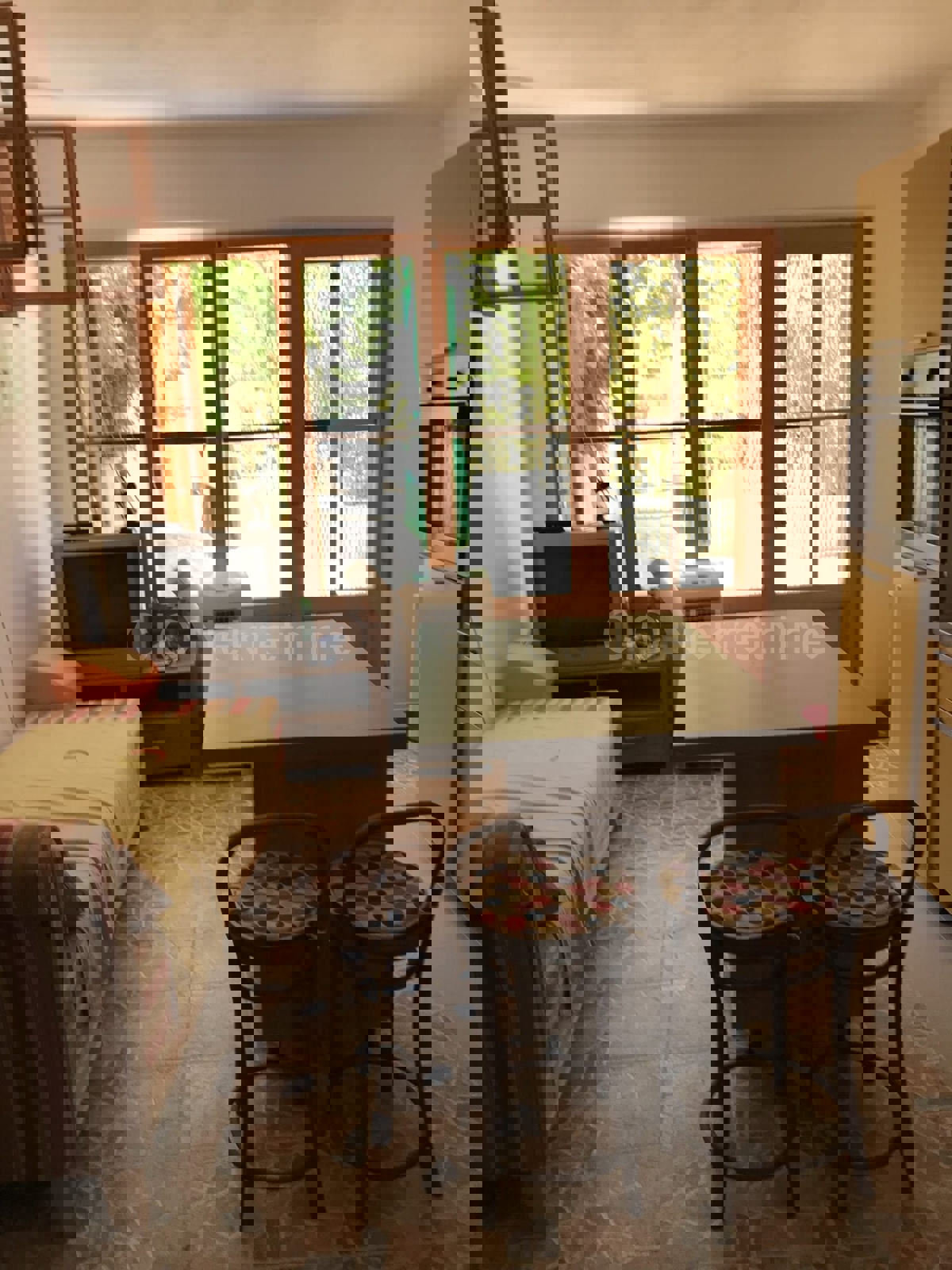 Brač, Milna, casa di 200 m2 con giardino, a 20 m dal mare