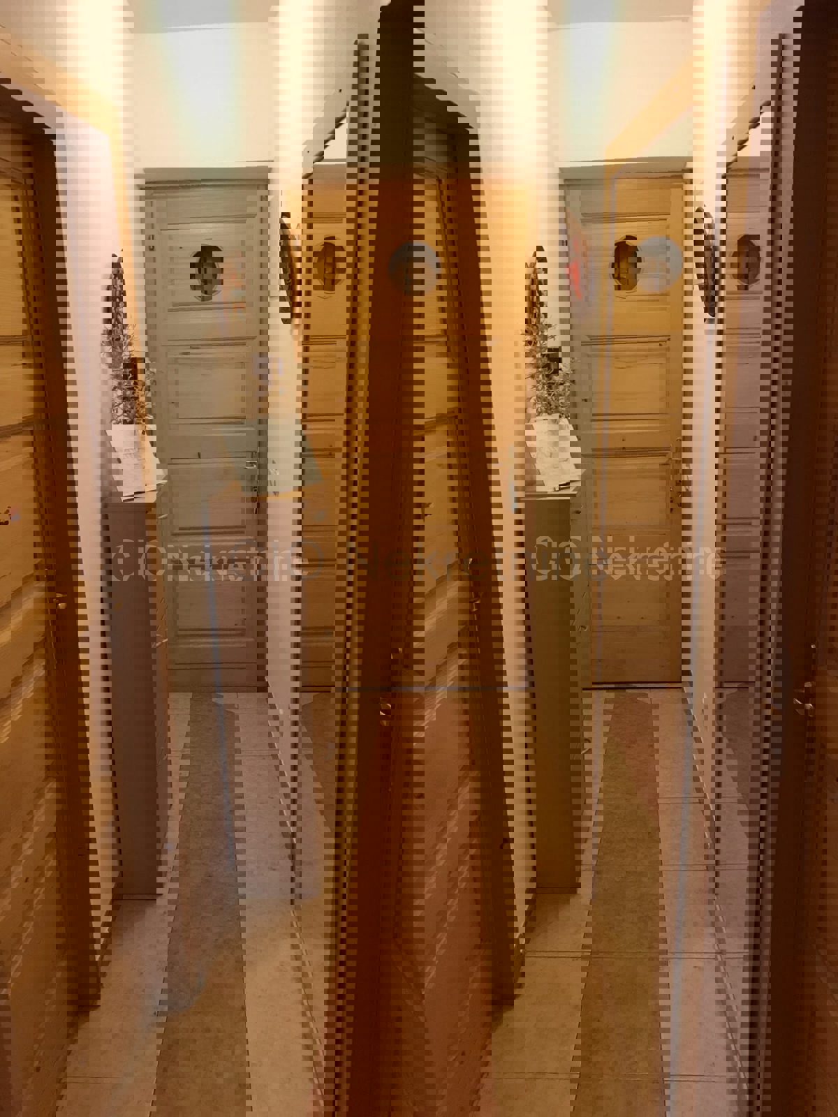 Brač, Milna, casa di 200 m2 con giardino, a 20 m dal mare