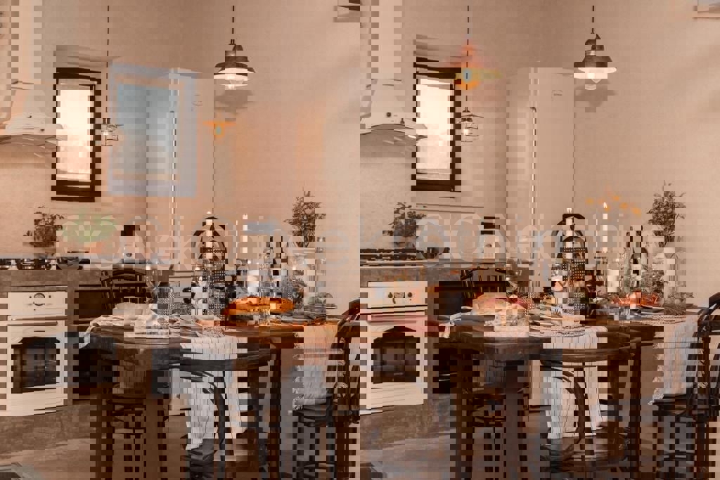 Brač, Gornji Humac, lussuosa casa in pietra, in vendita