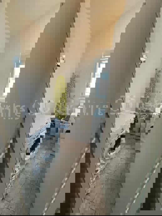 Spalato, Brda, appartamento con tre camere da letto, in vendita