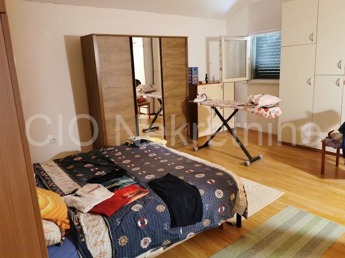 Brac, Donji Humac, casa di famiglia e ranch, in vendita