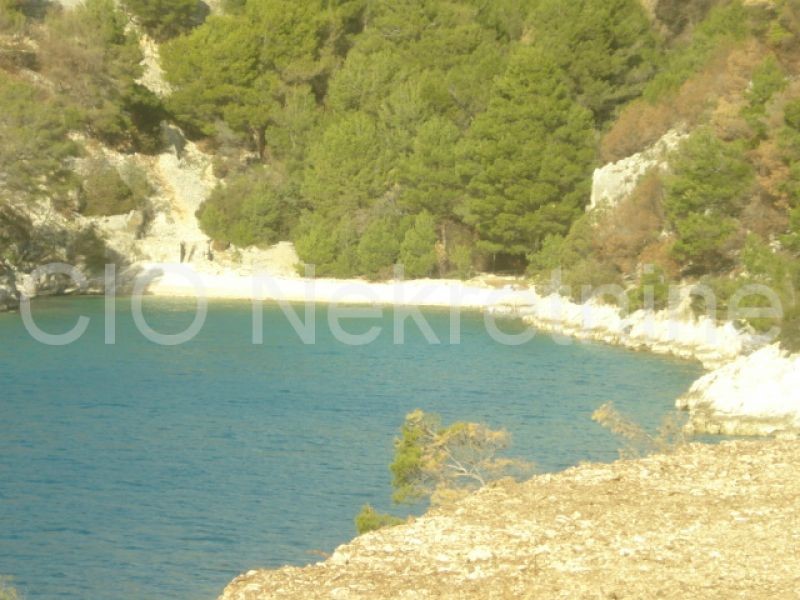 Dalmazia, isola di Brac terreno vendita