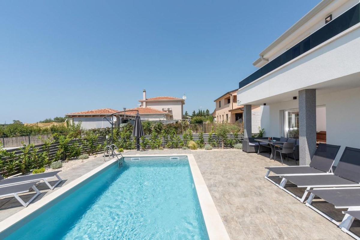 Parenzo, dintorni, Casa bifamiliare moderna con vista mare ID 1337