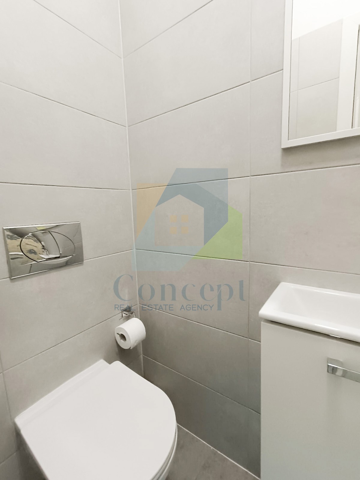 Poreč, dintorni, Casa bifamiliare con tre appartamenti, 7 km dal mare