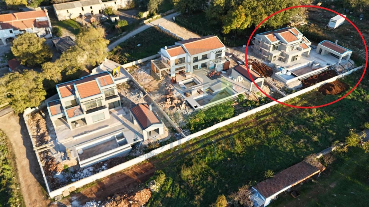 Poreč, dintorni, Splendida villa di lusso con piscina e vista mare