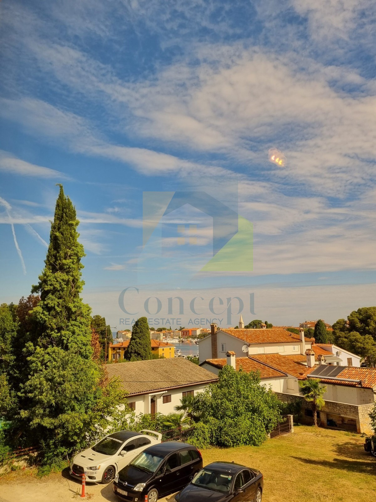 Poreč, centro, appartamento di lusso al primo piano, 150 m dal mare