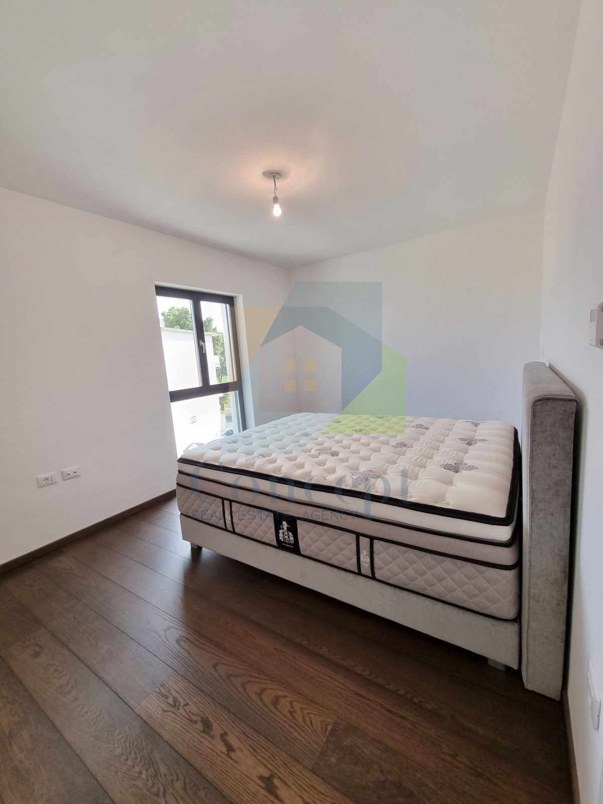 Poreč, centro, appartamento di lusso al primo piano, 150 m dal mare