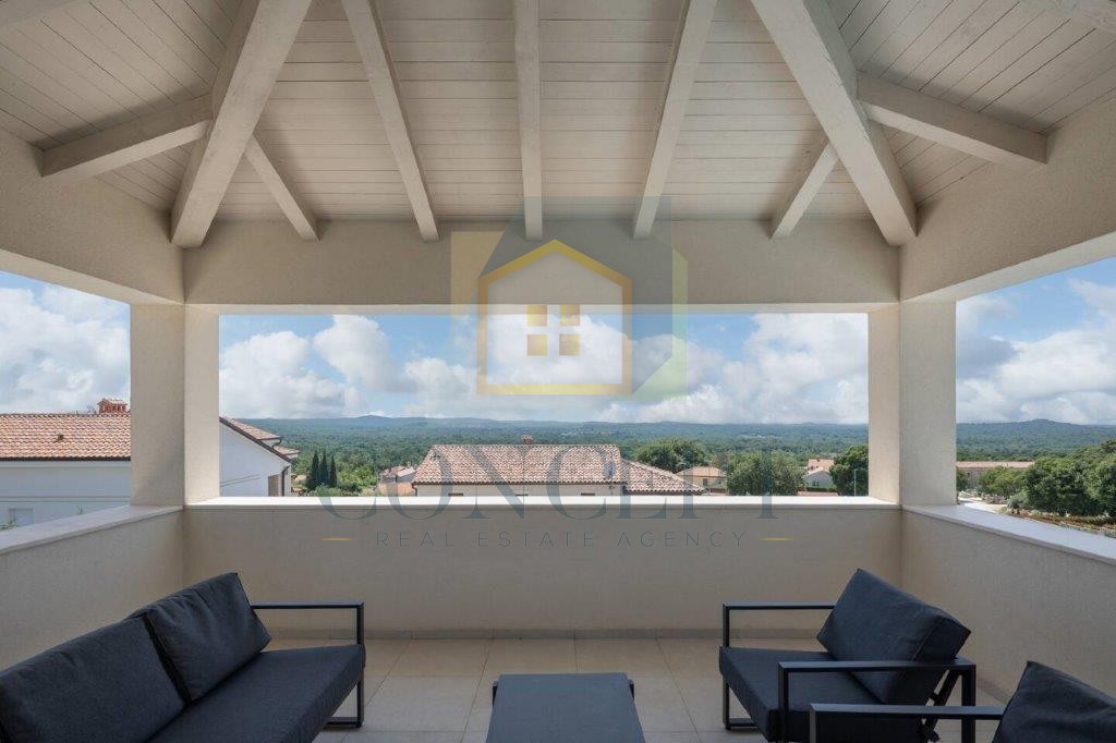 Poreč, Sveti Lovreč, Casa con piscina e vista mare, 12 km dal mare