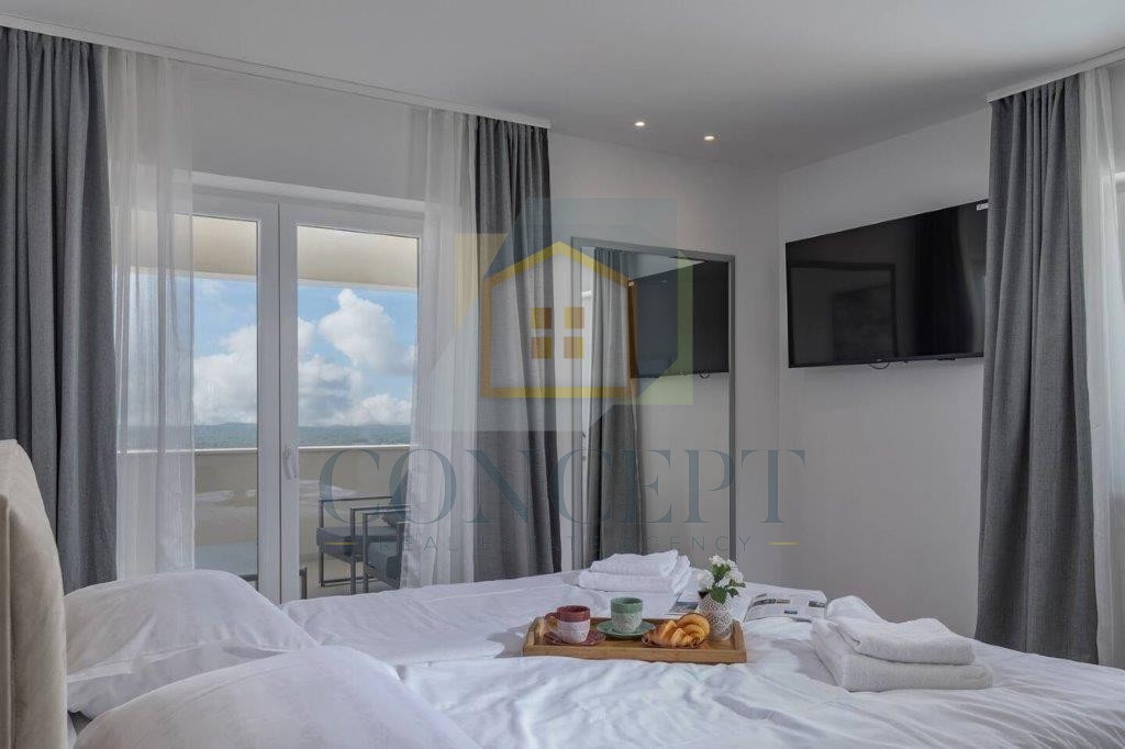 Poreč, Sveti Lovreč, Casa con piscina e vista mare, 12 km dal mare