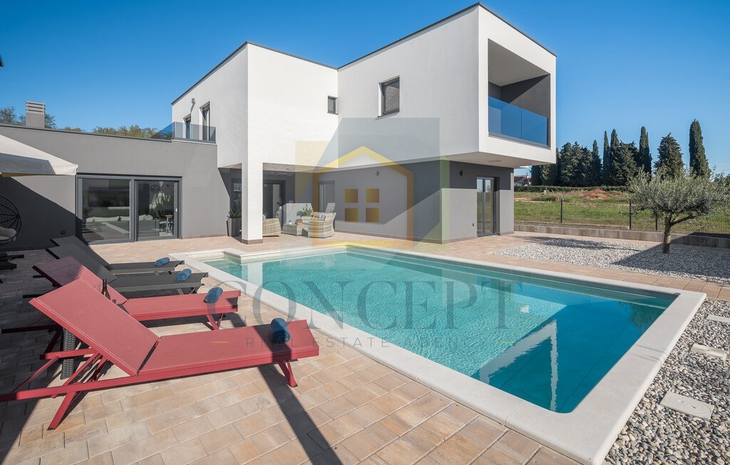 Poreč, dintorni, Moderna villa di lusso con piscina, 12 km dal mare