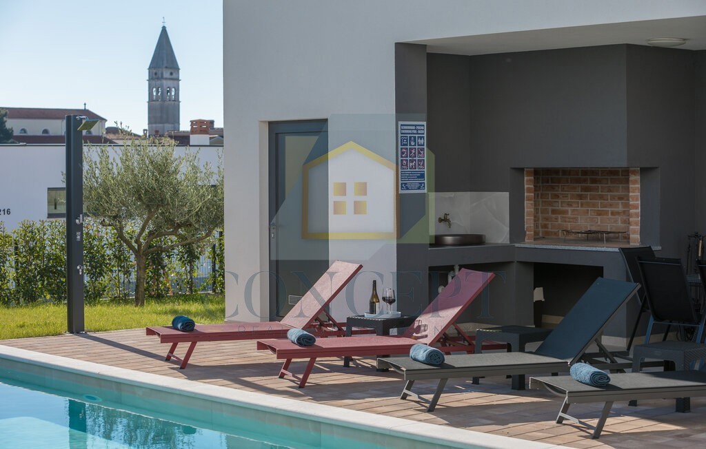 Poreč, dintorni, Moderna villa di lusso con piscina, 12 km dal mare