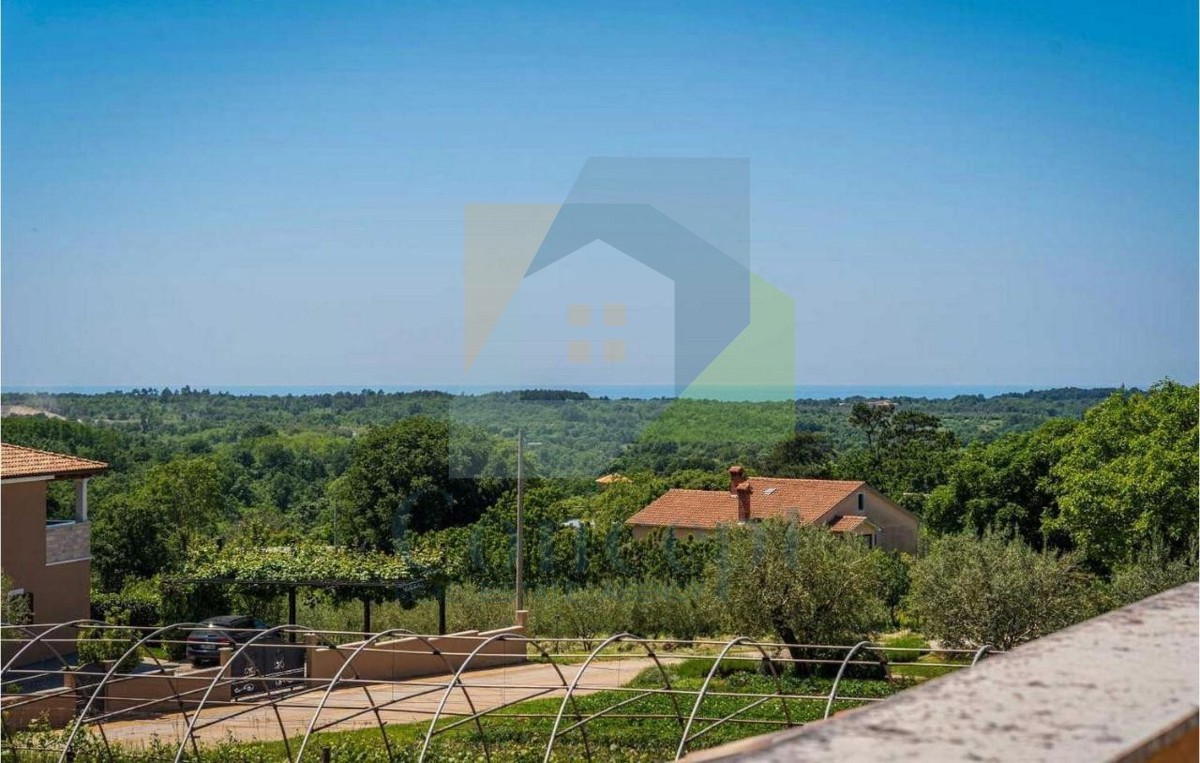 Poreč, dintorni, casa in pietra, indipendente con piscina e vista mare