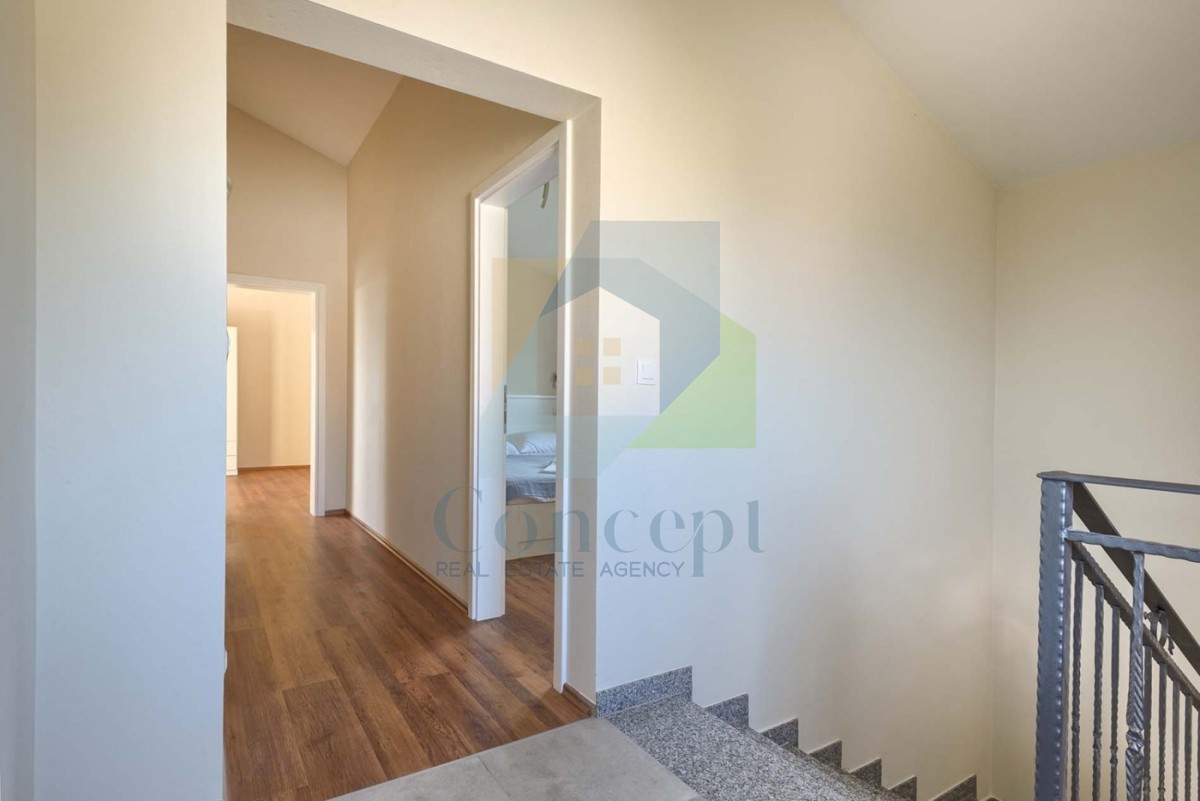 Poreč, dintorni, Casa con piscina e vista mare, 10 km dal mare