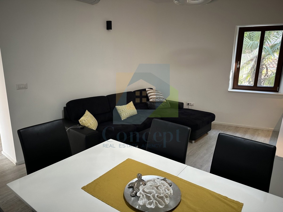 Poreč, centro, Appartamento di lusso al 1° piano nel centro storico, a 40 m dal mare