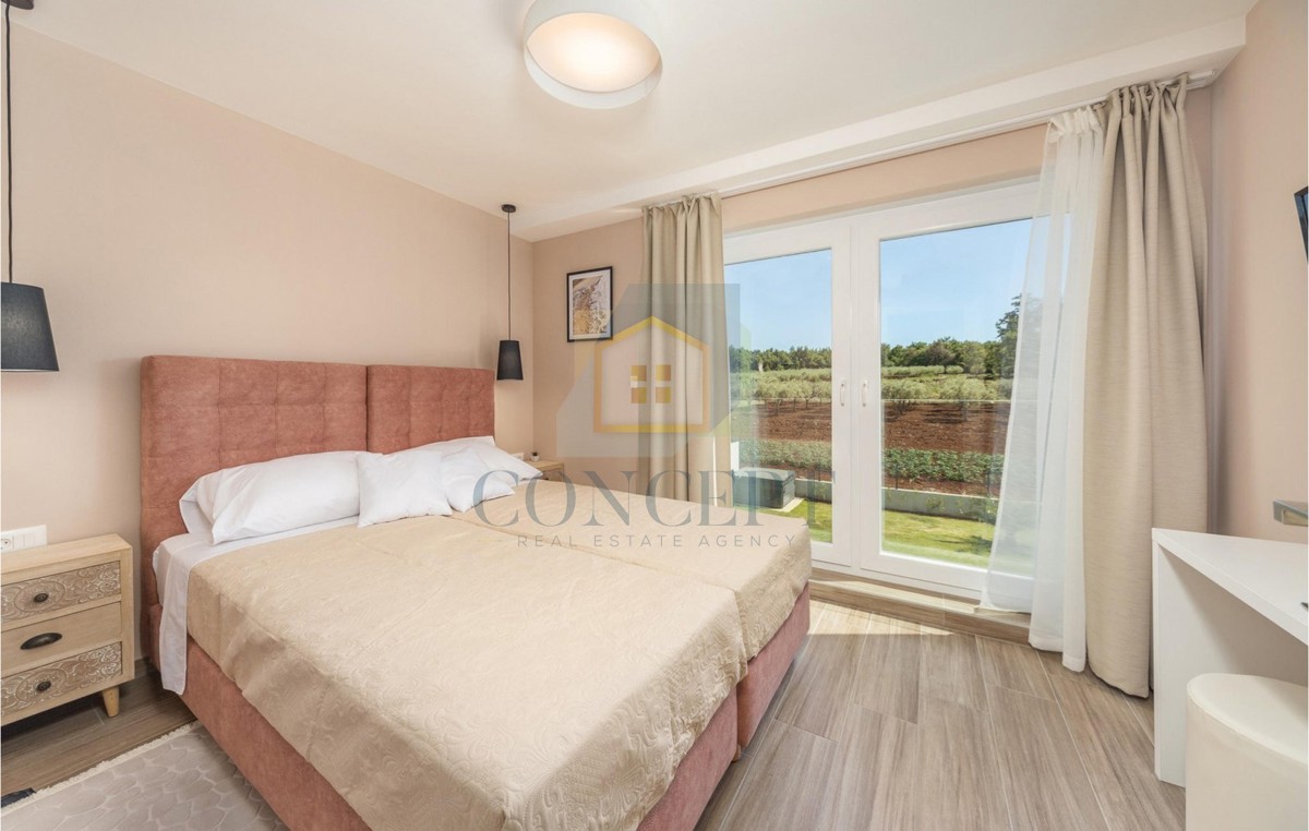 Poreč, dintorni, Splendida casa con piscina in posizione tranquilla, a 5 km dal mare