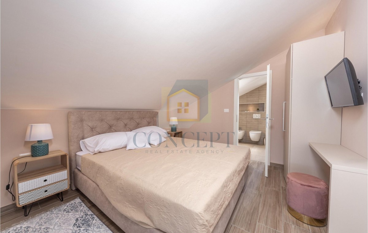 Poreč, dintorni, Splendida casa con piscina in posizione tranquilla, a 5 km dal mare