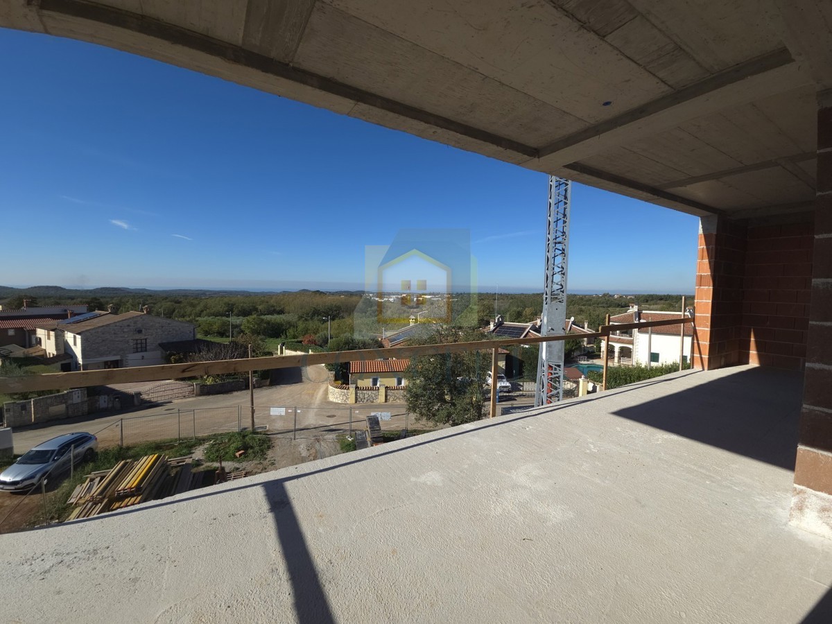 Poreč, dintorni, Appartamento al 2° piano di un edificio con ascensore e vista mare, a 7 km dal mare