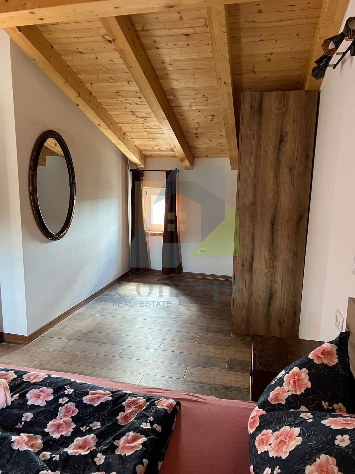 Poreč, dintorni, Ristrutturata casa in pietra a schiera con vista mare