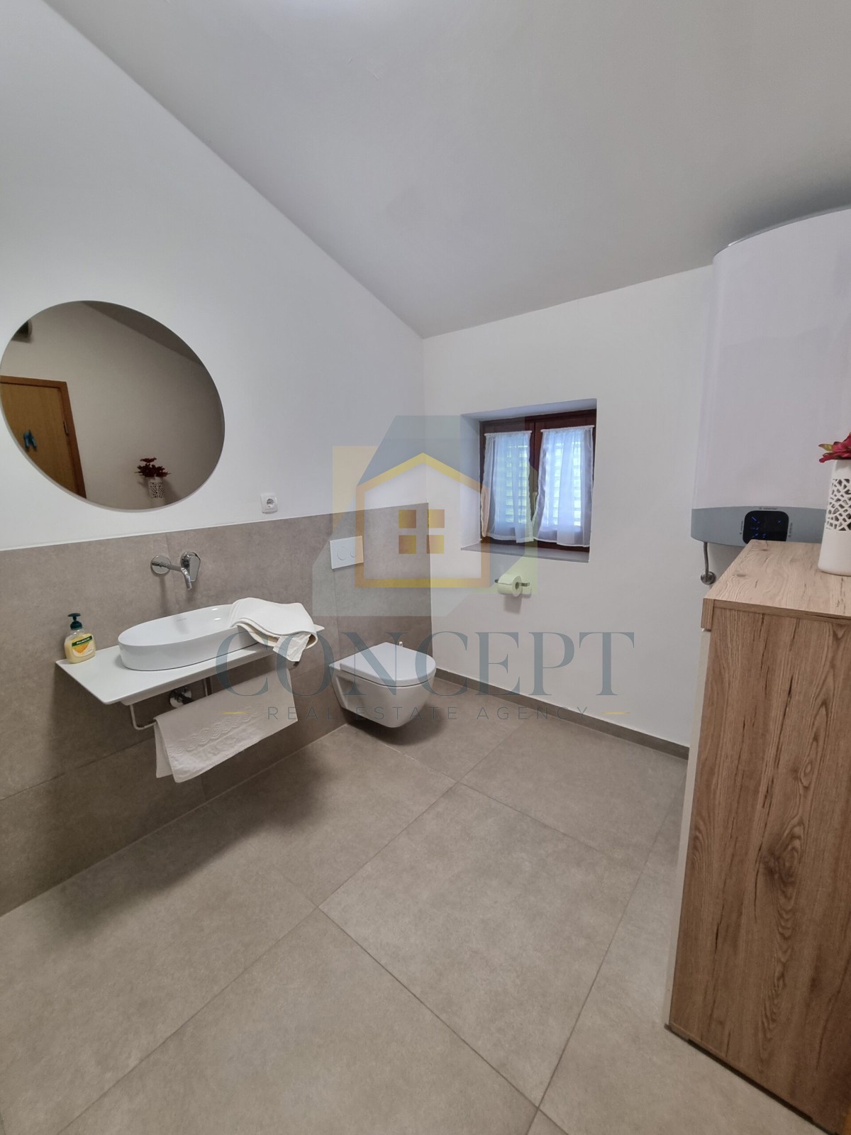 Poreč, dintorni, Casa indipendente con piscina in posizione tranquilla, 12 km dal mare