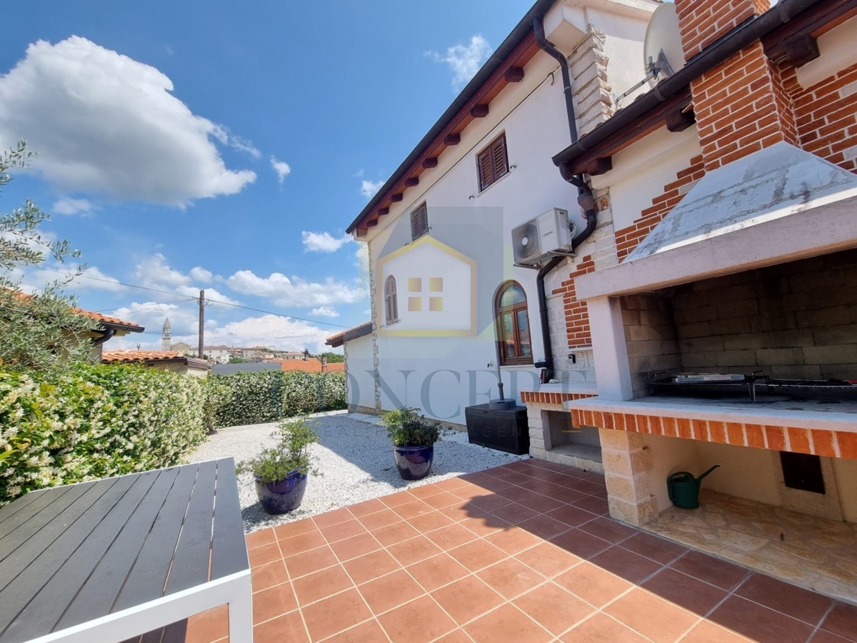 Poreč, dintorni, Casa indipendente con piscina in posizione tranquilla, 12 km dal mare