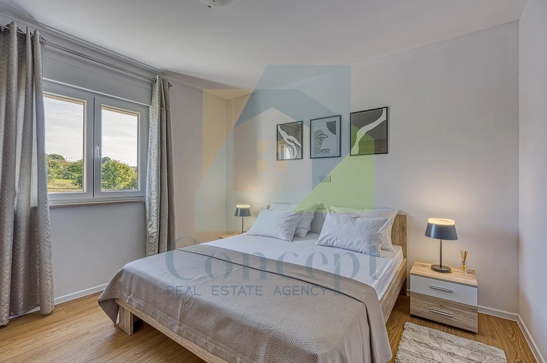 Poreč, dintorni, Casa indipendente con piscina in posizione tranquilla