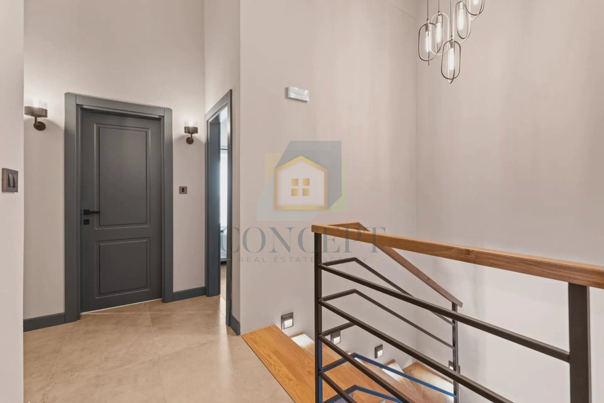 Novigrad, dintorni, Moderna casa bifamiliare con piscina, 8 km dal mare