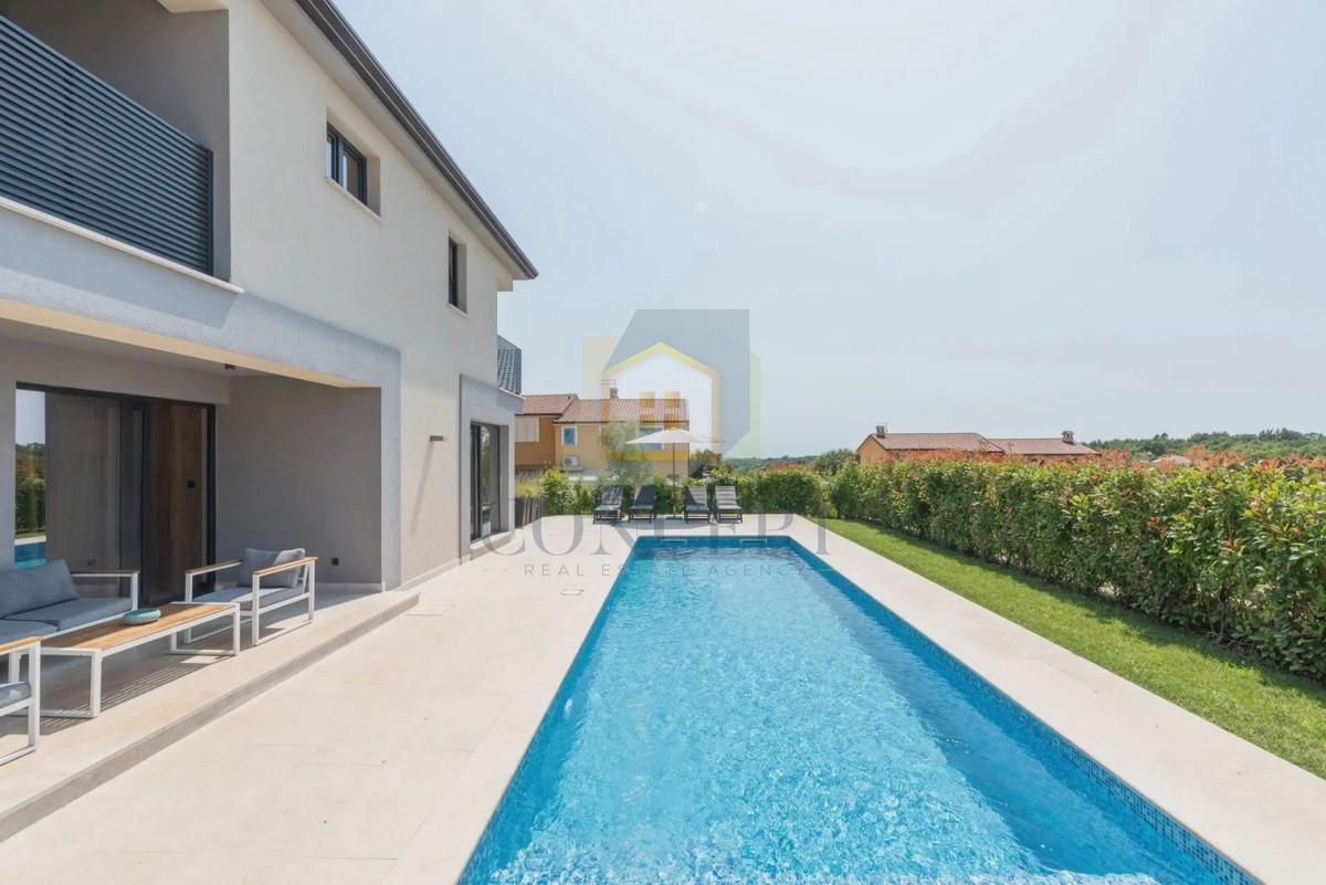 Novigrad, dintorni, Moderna casa bifamiliare con piscina, 8 km dal mare