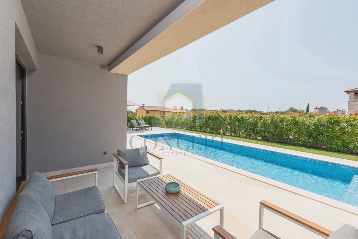 Novigrad, dintorni, Moderna casa bifamiliare con piscina, 8 km dal mare