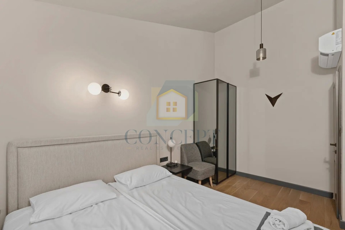 Novigrad, dintorni, Moderna casa bifamiliare con piscina, 8 km dal mare