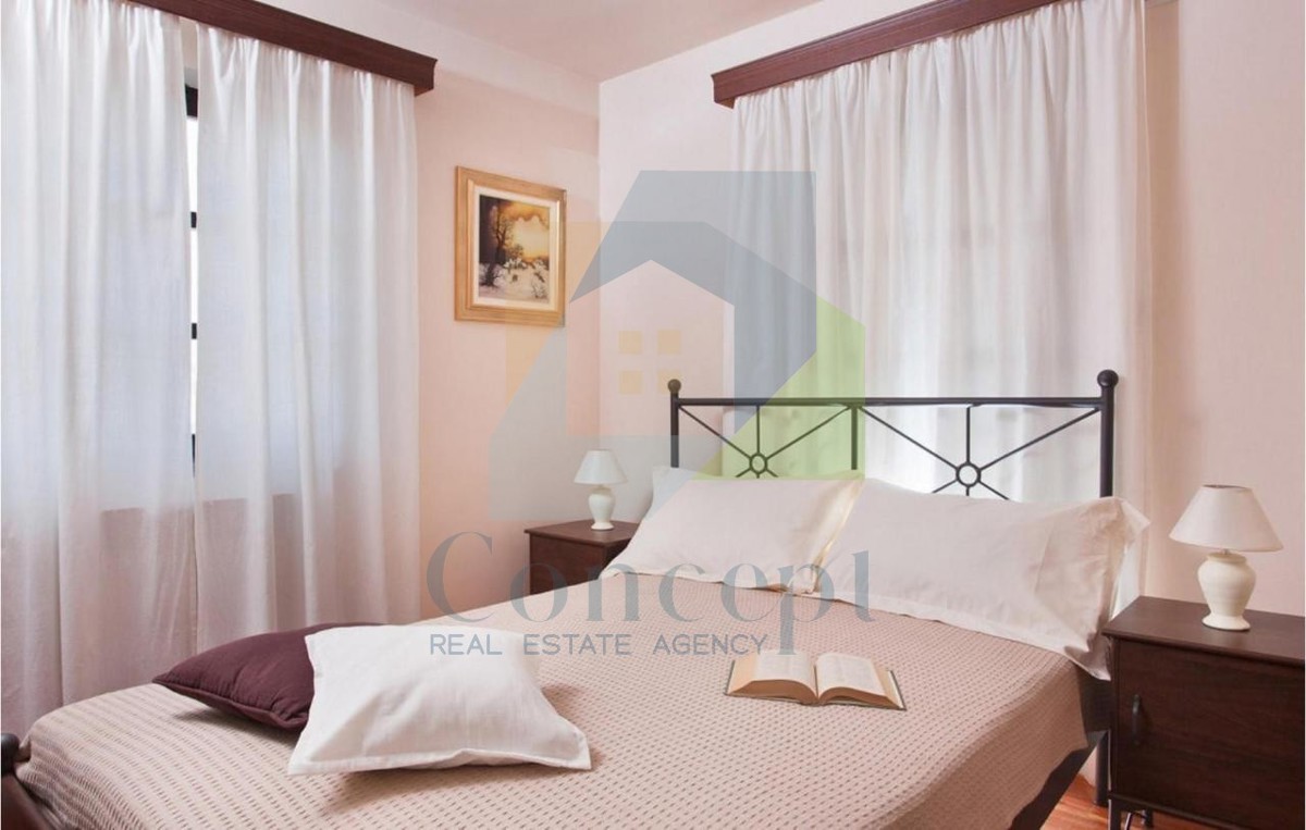 Poreč, dintorni, Casa con piscina in ottima posizione a 3 km dal mare