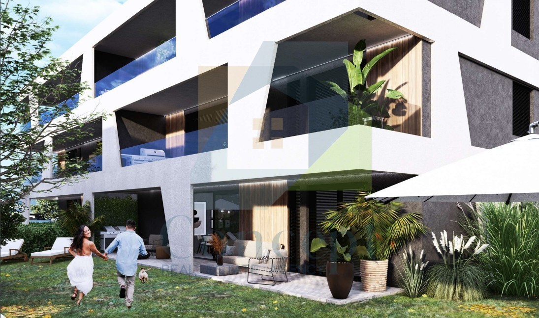 Umag, dintorni, Appartamento al piano terra con ampio giardino, 2 km dal mare