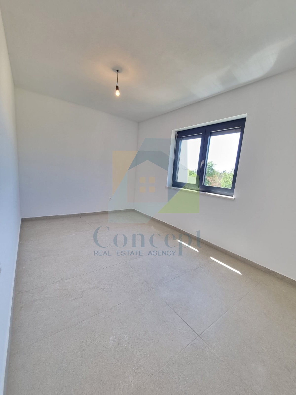 Poreč, dintorni, Appartamento al 1° piano con 3 camere da letto e terrazza sul tetto, a 1 km dal mare