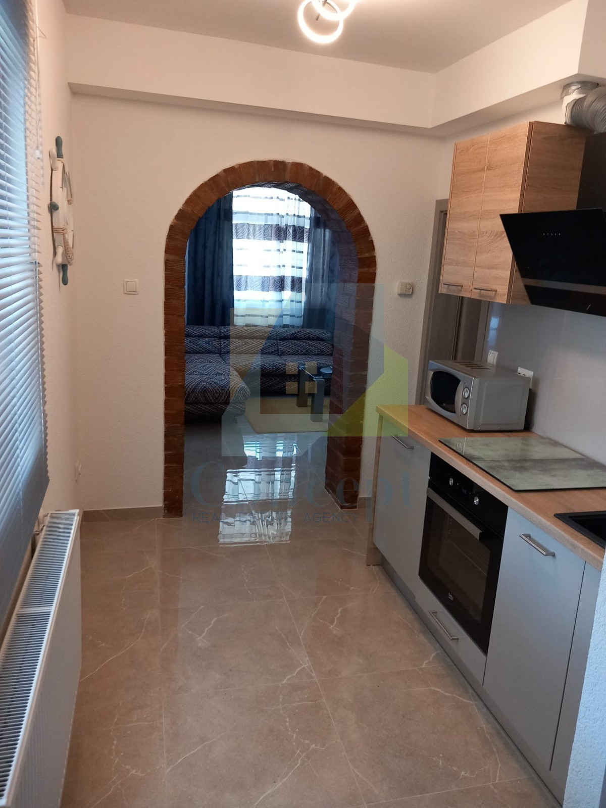 Poreč, dintorni, Casa autoctona con 3 unità abitative, 12 km dal mare