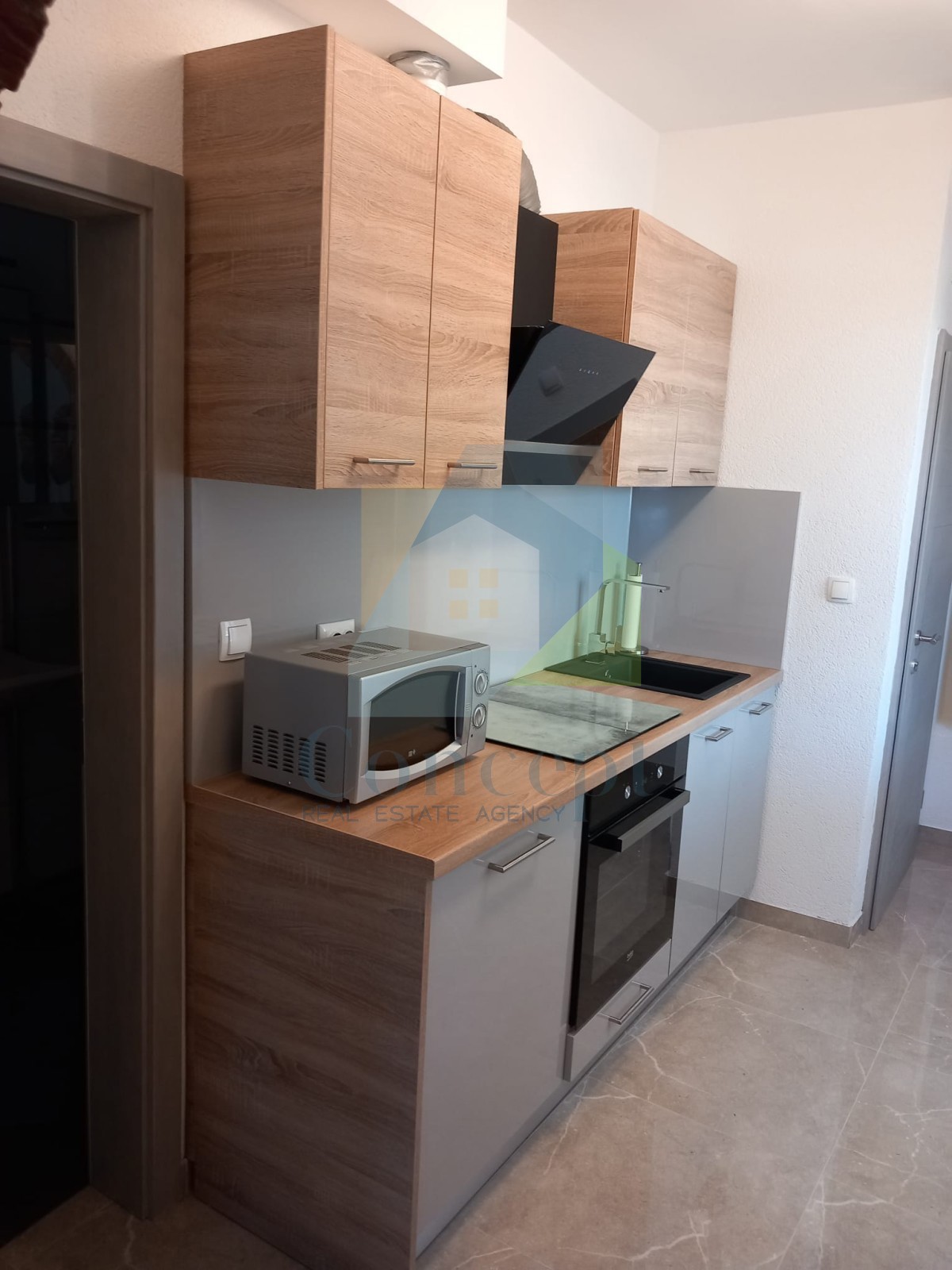 Poreč, dintorni, Casa autoctona con 3 unità abitative, 12 km dal mare