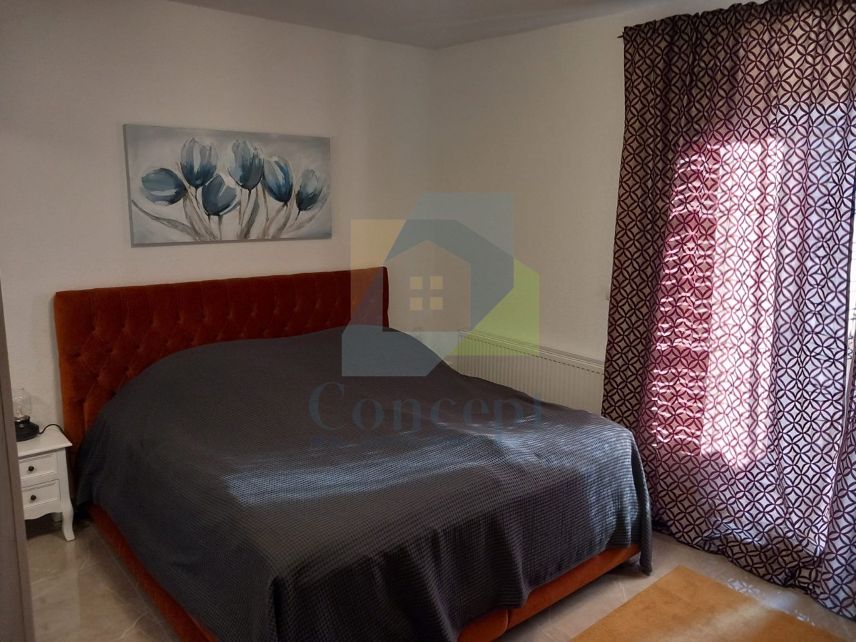 Poreč, dintorni, Casa autoctona con 3 unità abitative, 12 km dal mare