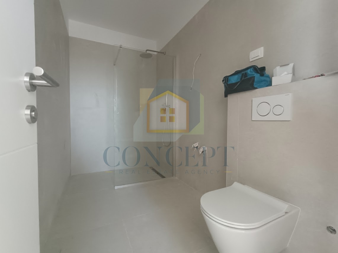 Poreč, dintorni, Appartamento di lusso con terrazza panoramica in nuova costruzione, 1300 m dal mare