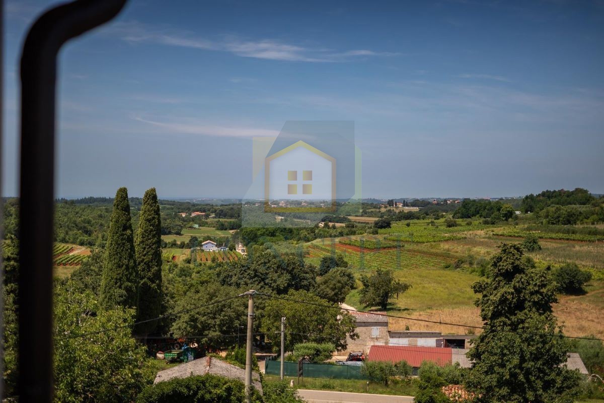 Poreč, Vižinada, Casa in pietra ristrutturata con piscina, 16 km dal mare