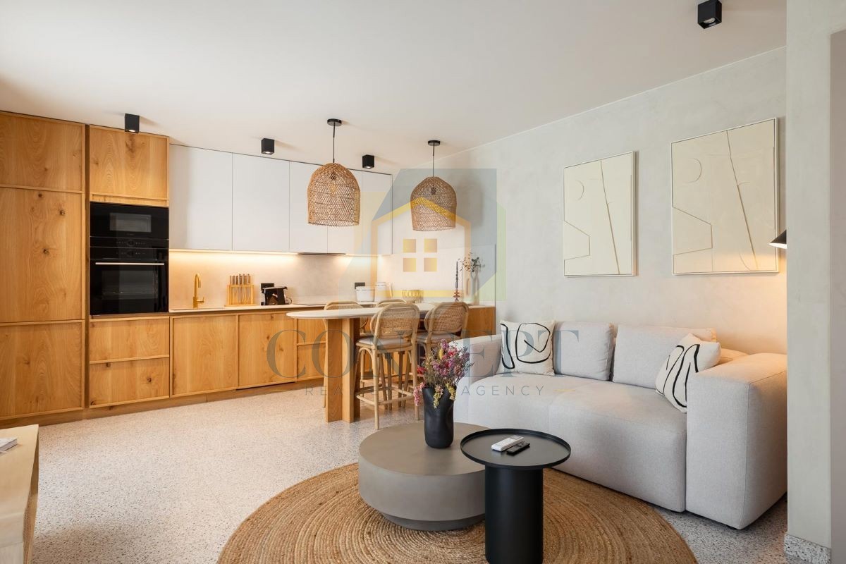 Poreč, Vižinada, Casa in pietra ristrutturata con piscina, 16 km dal mare