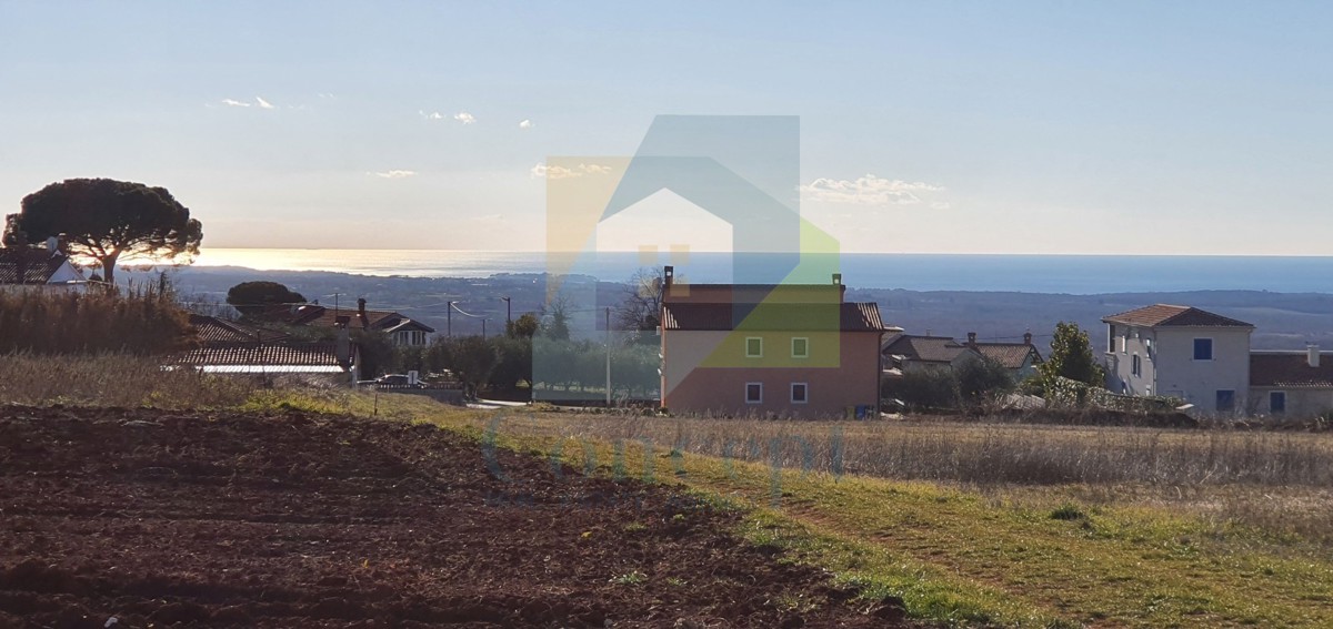Poreč, dintorni, Terreno edificabile con vista mare e permesso di costruzione