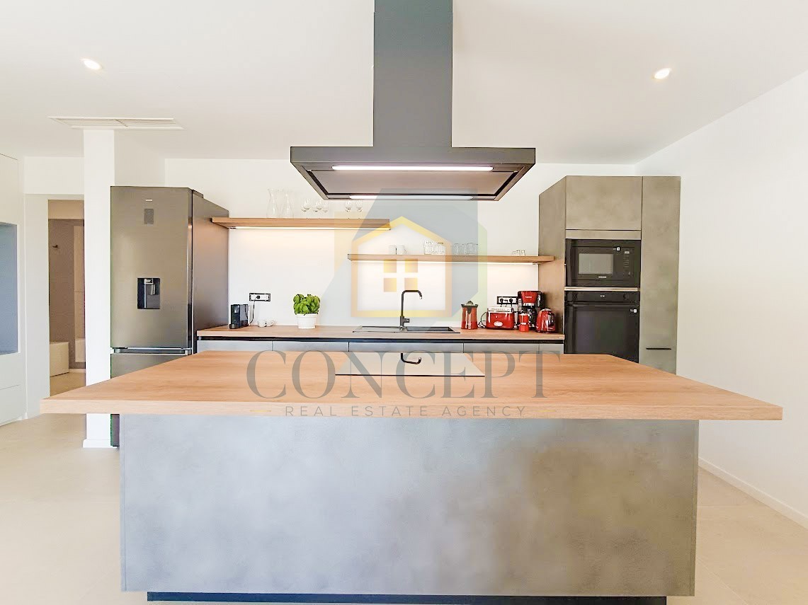 Motovun, dintorni, Splendida casa a piano terra con piscina e vista su Motovun