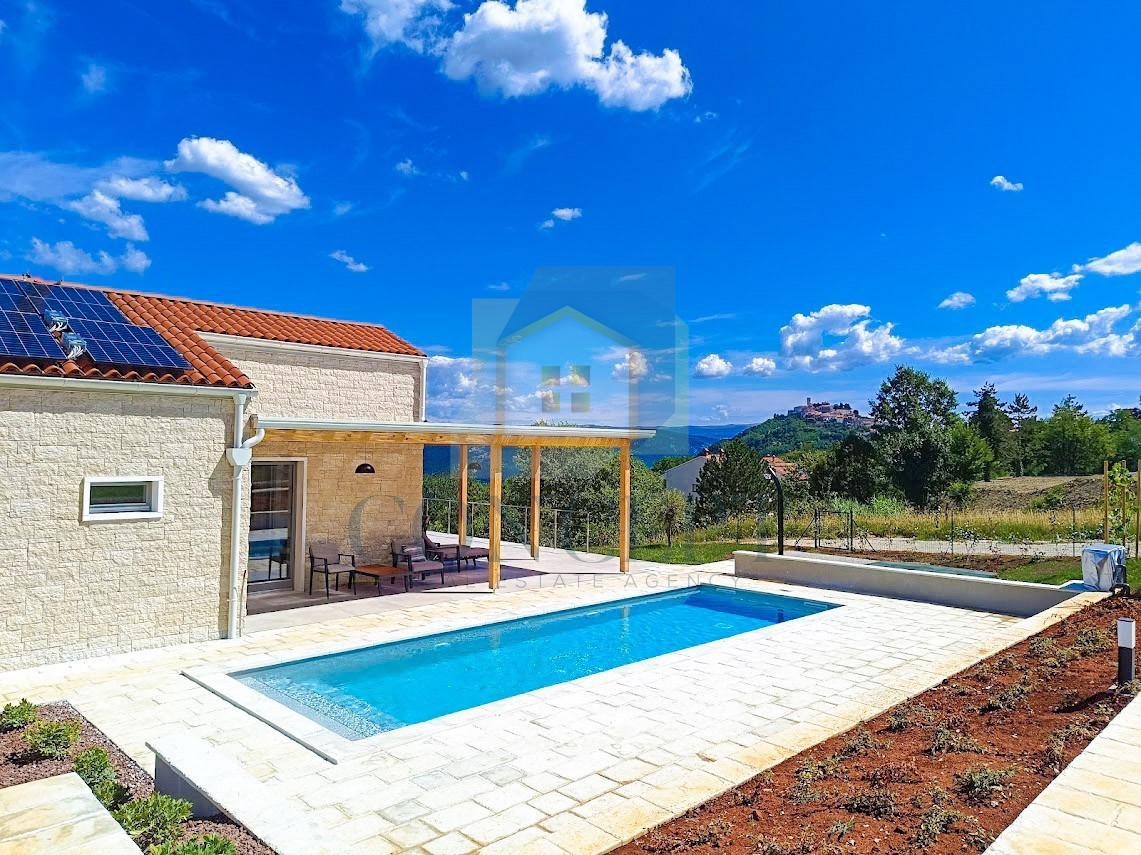 Motovun, dintorni, Splendida casa a piano terra con piscina e vista su Motovun