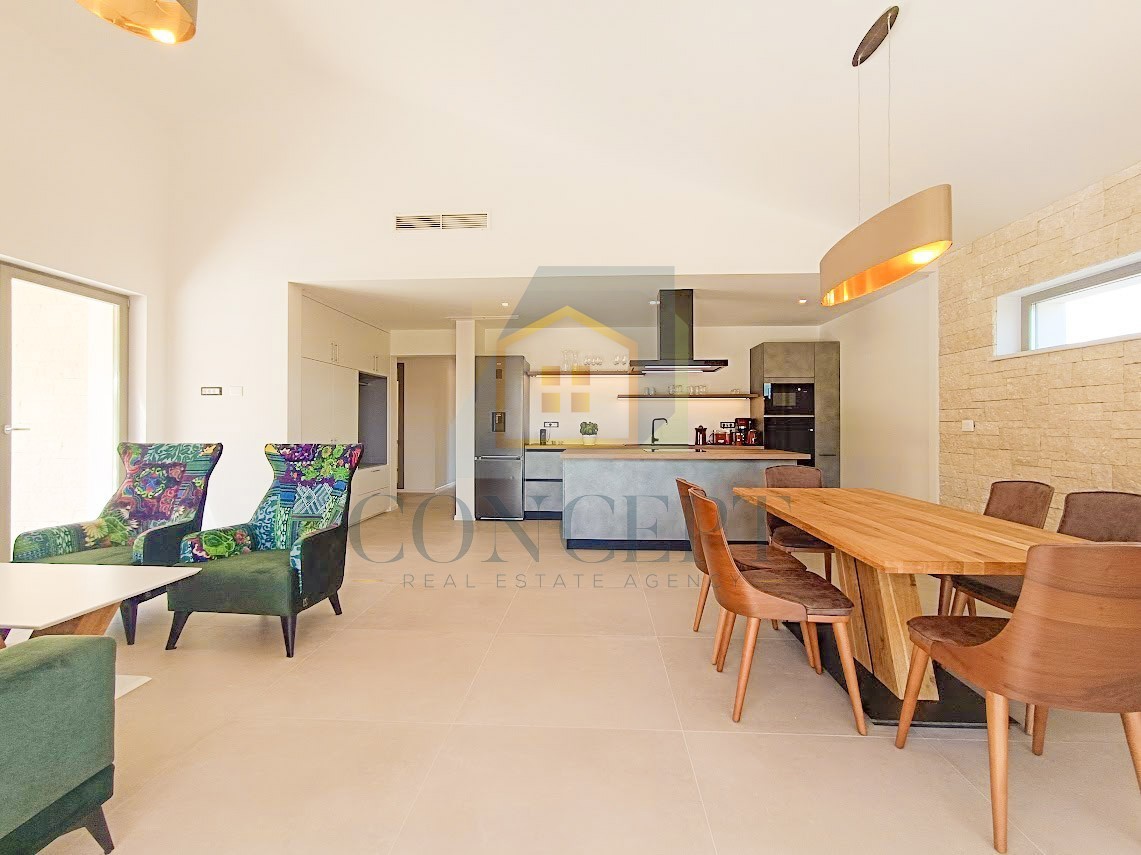 Motovun, dintorni, Splendida casa a piano terra con piscina e vista su Motovun