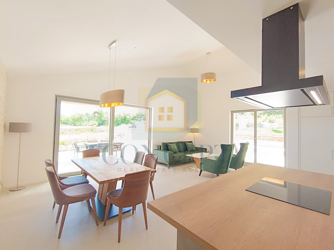 Motovun, dintorni, Splendida casa a piano terra con piscina e vista su Motovun